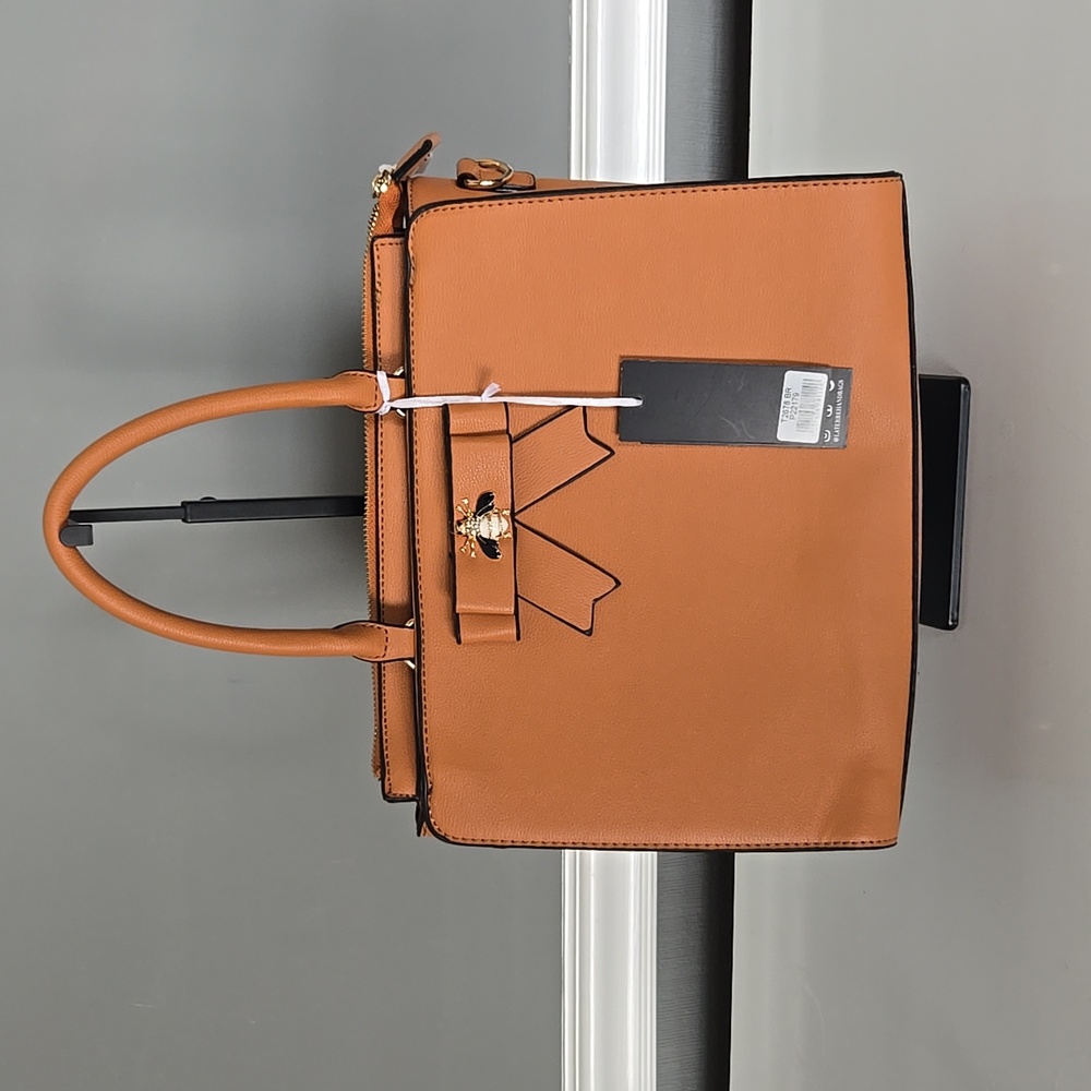 LA TERRE brown vegan leathersatchel/crossbody - NWT